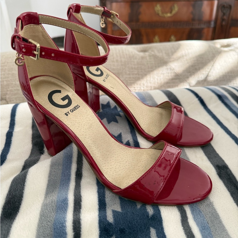 G by Guess Women's Glossy Red Heels